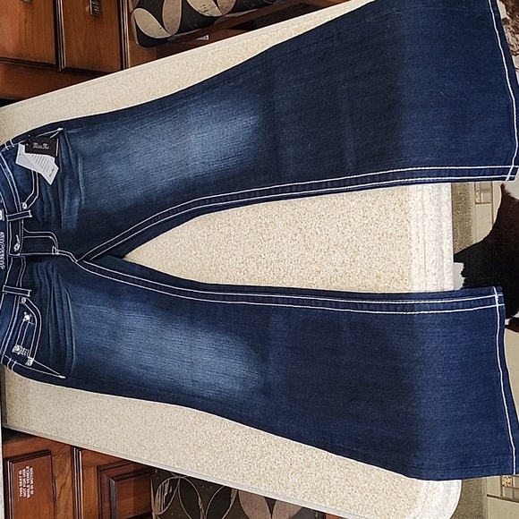 NWT Miss Me Chloe Boot Cut Bling Cross Jeans Size 29 Long - Picture 9 of 12